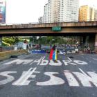 Pintada de Maduro Asesino en una calle de Caracas.