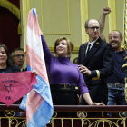 La presidenta de la federación plataforma trans, Mar Cambrollé, ayer en el Congreso. CHEMA MOYA