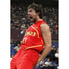 Llull celebrando una canasta con gesto de rabia ante Francia en los cuartos de final.