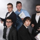 Los cinco universitarios ganadores. DL
