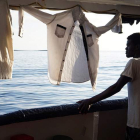 Imagen de un migrante en la costa de Lampedusa. FRANCISCO GETINO