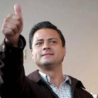 Enrique Peña Nieto, candidato del Partido Revolucionario Institucional (PRI), tras votar ayer
