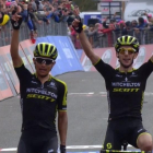 Simon Yates celebra la victoria en lo alto del Etna en la etapa de este jueves del Giro