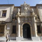 Fachada de la Audiencia Provincial de León, en imagen reciente. JESÚS