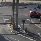 Un conductor atropella a un ciclista y se da a la fuga.