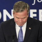 Jeb Bush anuncia que se retira de las primarias del Partido Republicano.