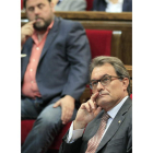 Artur Mas y, detrás, el líder de ERC, Junqueras.