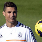 Cristiano Ronaldo, durante un entrenamiento del Madrid.