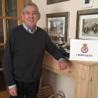Julio Revuelta es uno de los futbolistas míticos de la Cultural que jugó en el equipo blanco en los años de mayor esplendor del conjunto leonés. DL