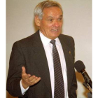 Imagen de archivo de Amable Liñán durante una conferencia