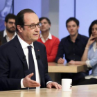 Francois Hollande  en una entrevista de Canal + en París.