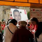 Un momento de la fiesta que realizaron las Juventudes Socialistas en la plaza de San Marcelo