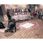 Protesta contra la actuación de la Guardia Civil en Ceuta, en Barcelona, anoche.