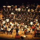 Un momento del concierto conjunto ofrecido por músicos bañezanos y de Gennevilliers.