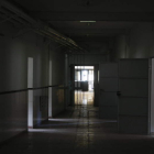 La vieja cárcel de León, en el paseo del Parque, lleva cerrada desde 1999 y es el lugar propuesto para albergar la futura academia. RAMIRO