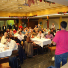 Los veteranos del balonmano disfrutaron de una animada cena.