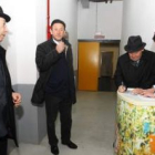 Domingo Cueto, Carlos Emperador y Antonio García de Celis firman el acta de asistencia a la junta.