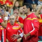 Feliciano López, Bruguera y Granollers, en Lille, durante el partido de dobles ante Francia.