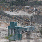 Los ecologistas piden a la Junta el cierre de la cantera después de haber informado negativamente el estudio de impacto ambiental.