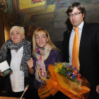 Celsa García, Isabel Carrasco y Emilio Orejas.