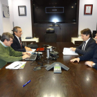 Fernández Sabugal, Temboury, Folgueral y Cubelos, en la reunión mantenida en Compostilla II.
