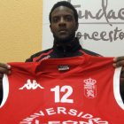 Phillips, con la camiseta del Fundación, club con el que debuta en el baloncesto europeo.