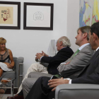 Carrasco y los representantes asturianos, ayer en el despacho de la presidenta de la Diputación.