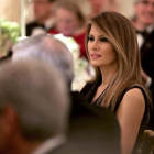 Melania Trump en la cena que ofreció su marido para contraprogramar la entrega de los Oscar.