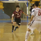 Jonathan Cámara, a la izquierda, es uno de los hombres fuertes del equipo leonés.