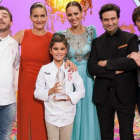 Paula, con el jurado de 'Masterchef Junior'.