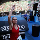 Halep celebra su victoria en Australia, donde aspira a su primer Grand Slam