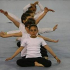 Los más pequeños exhibieron sus avances en la gimnasia en el pabellón de deportes