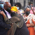 Imagen de las hijas de Desmond Tutu. NIC BOTMA