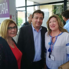 La concejala de Turismo de Ponferrada, María Antonio Gancedo, con el presidente de Extremadura. DL