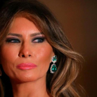 Melania Trump fotografiada en la gala anual de la Cruz Roja en Palm Beach.