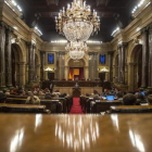 Imagen del hemiciclo del Parlament de Catalunya durante un pleno, desde la tribuna de prensa.