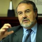 El vicepresidente económico Pedro Solbes anunció la adopción de medidas liberalizadoras