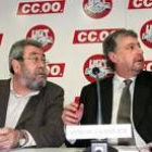 Cándido Méndez y José María Figaldo durante la presentación ayer del documento de reforma laboral
