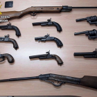 Armas incautadas por la Guardia Civil.