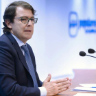 Alfonso Fernández Mañueco, ayer, en la rueda de prensa convocada en la sede del PP.