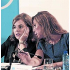 Camacho, con la vipresidenta del Gobierno, Soraya Sáenz de Santamaría.