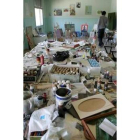 Los internos de Santa Isabel tienen en los talleres de pintura un apoyo terapéutico