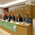 Pablo San José, Concepción Martínez, José Luis Placer, Jesús María Rodríguez y Javier Álvarez Oblanca, en la jornada de ayer.