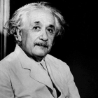 Fotografía de archivo de Albert Einstein (sin fecha, hacia 1947). EFE