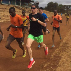 Roberto Aláiz completó el primer día de entrenamiento en el campamento de Lornah Kiplagat.