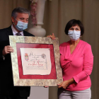 Mar Palacio recibió el premio cultural de Carracedelo. ANA F. BARREDO