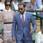 James Middleton y su hermana Pippa, en Wimbledon, el pasado julio.
