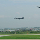 Bombarderos de EEUU despegan de la base aérea de Osan de Corea del Sur.