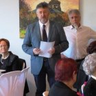 Ángel Calvo, durante el discurso como mantenedor en Albares. M.Á.C.