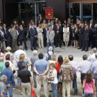 Representantes leoneses y asturianos ante los visitantes de la Feria de Muestras.